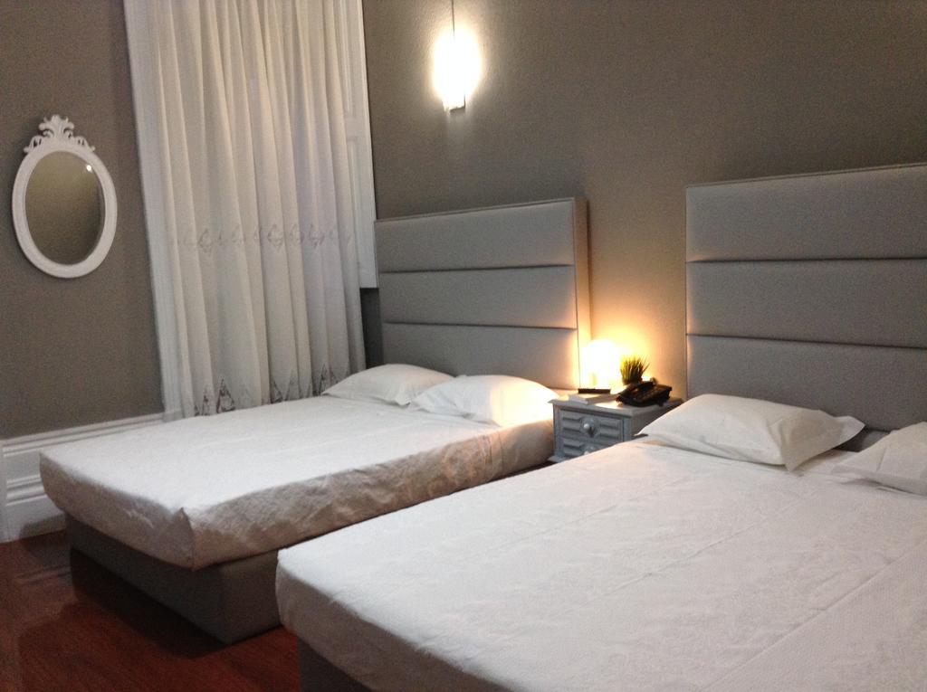 Royal Porto City Room photo
