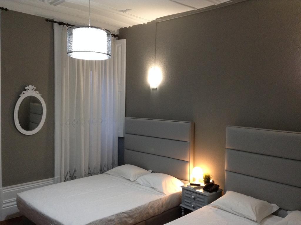 Royal Porto City Room photo